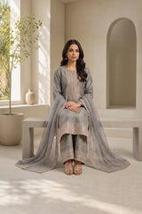 Embroidered Doria Three-Piece Suit · Silver grey · view 4